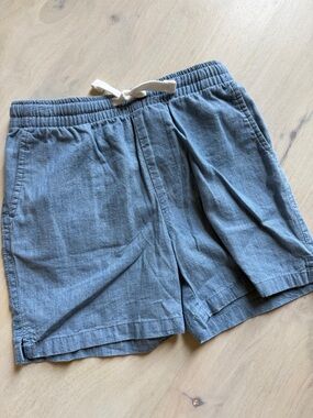 EUC VINEYARD VINES SZ6 chambray shorts pull on
